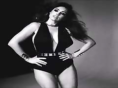 Kelly Brook - Hot Photoshoot
