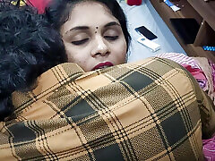 mallu fille chaude rouge demi saree romance et sexe avec un petit ami