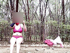 indisches mädchen im dschungel von seinem freund gefickt, heißes desi village sex video