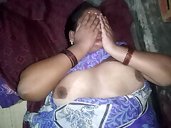 kerala bhabi espectáculo de grandes tetas en boy friends
