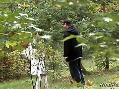 дикий Анальный трах в лесу