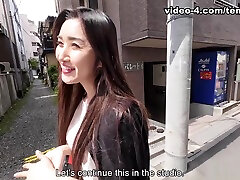 不满意的妻子米瓦福卡图终于得到了她需要的东西--天石高