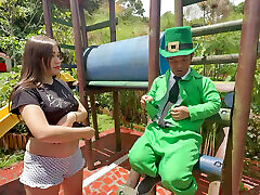 I give a magical little elf a delicious fuck in exchange for a good wish, the elf ends up giving me the best fuck of my life