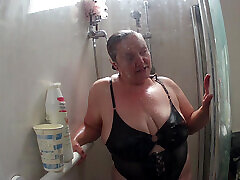 Cream Sploshing