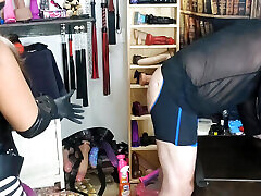 BLONDIE TORMENTS AAND STRETCHES HIS ASSHOLE