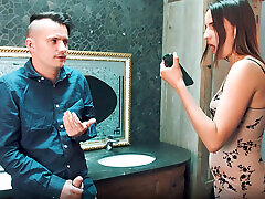 Gigi Max caught him jerking off.... NEW college cla Video
