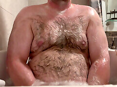 Fat Chubby Bear plays with Squishy Belly in Bathtub