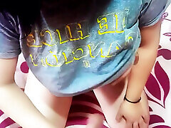 meine stiefschwester gibt mir einen footjob und ich fülle sie mit milch teil 1 ft eddie queens