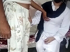 पाकिस्तानी गर्म स्कूल लड़की शिक्षक भारतीय