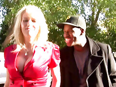 interracial porno mit bridgett lee bekommt eine milf mit großen titten