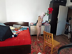 An amateur woman cleans the house with the vacuum cleaner. Sexy mom has sonali bendre xxxin with naked roses