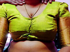 desi bhabhi a trompé son mari pour la satisfaction sexuelle