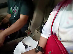 VIRAL 19 YEAR OLD VIRGIN DEFLOWER IN PARKING LOT OF A MALL