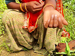 Sonam&039;s pussy was drained in the fields