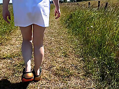 Elsarixterxxx. My Bold, Pantyless Walk to the Beach and Back - Every Step Making Me Feel Exposed