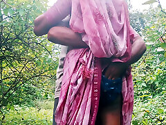 Bhabhi Devar Ne Le Jungle Mein Bahut Maja Bhabhi Ko Pele Diya