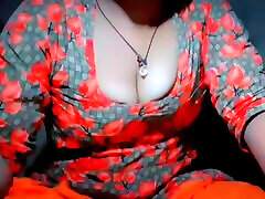 Nude MMS of a olivia pascal mother and son lovers girl fingering her pussy
