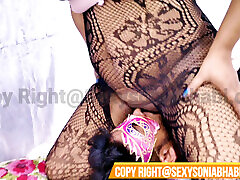 Yoga Teacher Doing Sex with Sexy Sonia