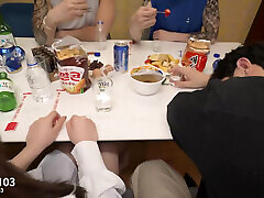 bf & 039;s powiesił przyjaciele funt jego dziewczyna