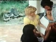 Scene from Collegiennes A Tout Faire 1977 Marylin Jess