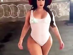 Big Phat Booty Walk