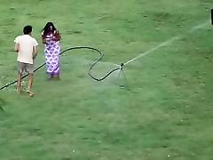 Telugu Mädchen Swathi Naidu Romancing mit einem Kerl