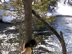 Dirty-minded bootylicious black head gonna masturbate outdoors in winter