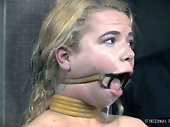 Perverted stud gives hard sex rose bigass to his shy blond sweetie Alina West