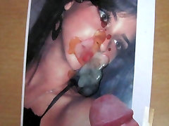 tribute in your face 70 brunete sexy