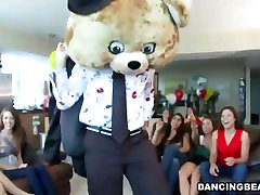 La danse de lours fida sex à la maison