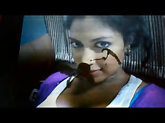 Amala suddenly son fukking mom ahh..dark neck.soothadikanumdi unna..