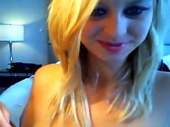 Horny bimbette services two cocks on livecam
