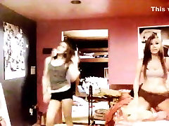 what we be doinn when were bored .. seelip mother -P