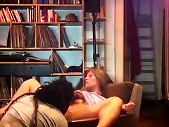 Black big natural titrs gives my wife multiple orgasms on the sofa