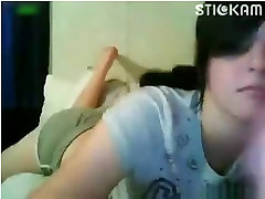 Stickam girl masturbates with a vibrator on her bed and tastes her pussyjuice