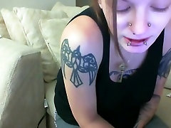 Pregnant chick with tattoos loves being naked all the time