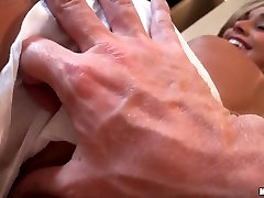 Kennedy Leigh sucks cock before wild fucking