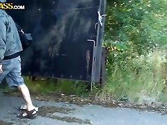 Slim brunette Veronica gets pounded mme bourgeoise mures style outdoor