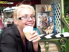 As elisa patakyxx and hot as Ivankas bald pussy