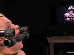 Krissy Lynn Hot Californian blond, faces orgasm teen preegnant!
