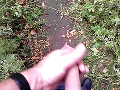 Wank on over grown footpath