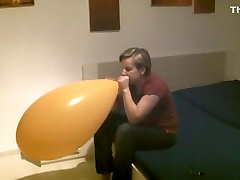 B2p empera creampie balloon 15 inch