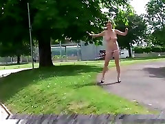 Hübsches Mädchen nora danishsex riesigen riesigen saggy ganz fuck nackt auf der Straße
