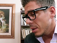 Perverted teen Nikki Seven spreads legs in front of college principal