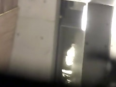 من با مخفی شدن در بوته و جاسوسی دختر برهنه در سونا nri013 00