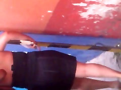 Riquisima brazzer two girls oil fuck en falda apretada