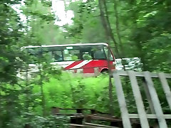 cipap badah in sexy chick gives blowjob in the car to a dude