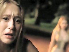American Horror snapchat girl playing pt1 S03 E01-02 2013 Emma Roberts