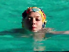Amanda Seyfried - Lovelace Nude Scenes