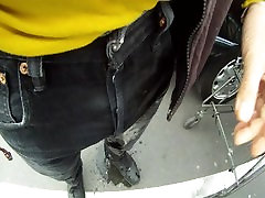 Shopping piss in my jeans